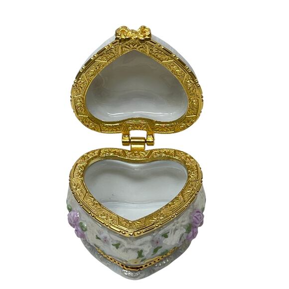 Westland #4073 FOREVER FRIENDS Heart Shaped Hinged Ceramic Trinket Box 1999 NWOT - Picture 2 of 9